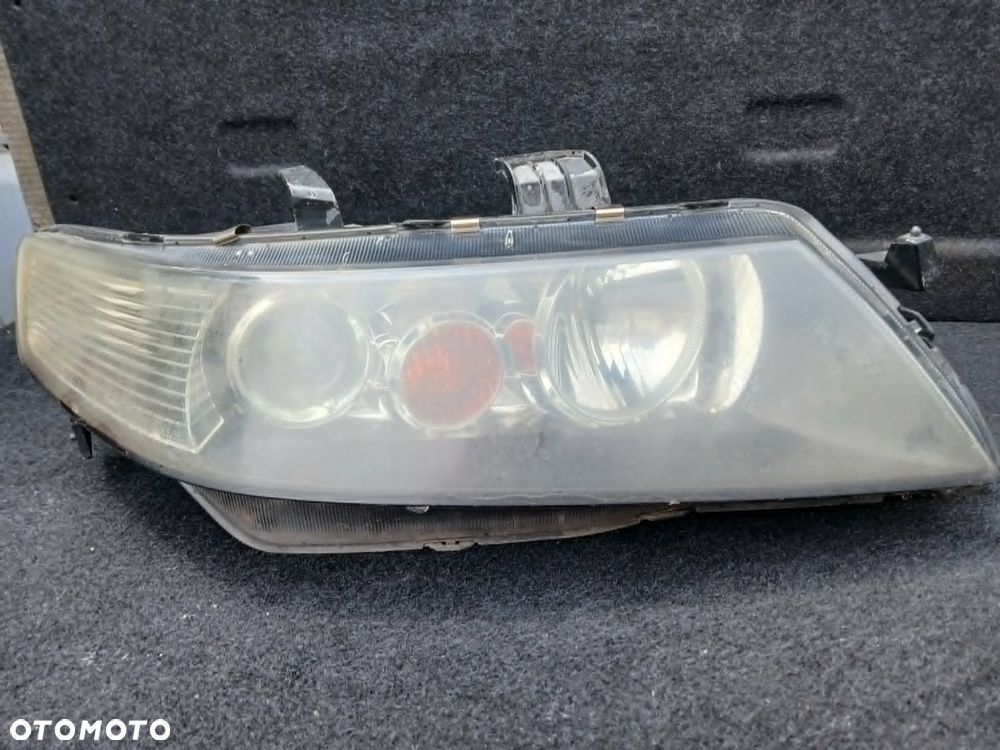 Honda Accord VII lampa przednia prawa - 1