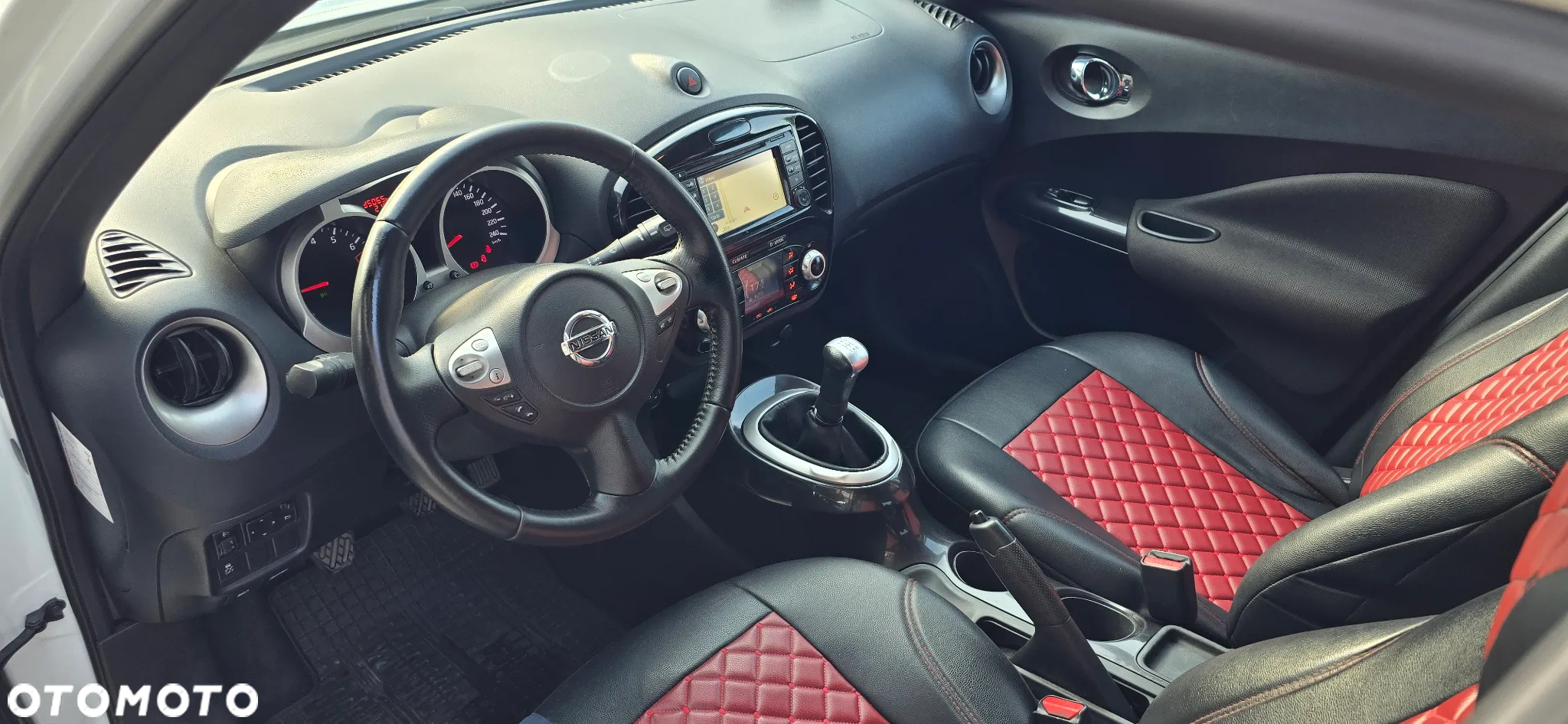 Nissan Juke 1.6 Tekna - 16