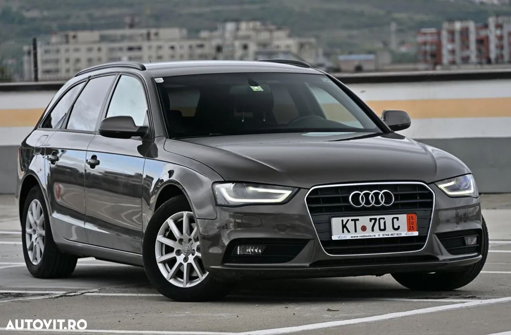 Audi A4 Avant 2.0 30 TDI S tronic MHEV Advanced - 1