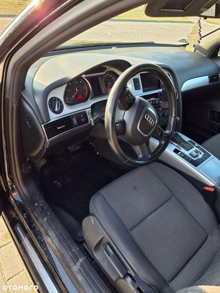 Audi A6 Avant - 10