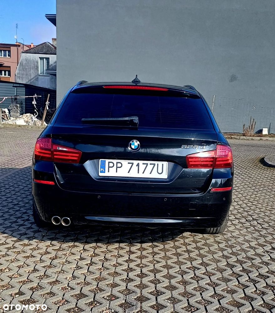 BMW Seria 5 520d Luxury Line - 6