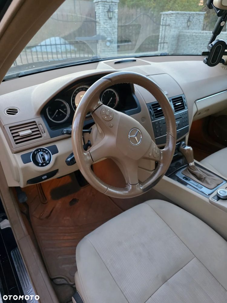 Mercedes-Benz Klasa C 220 CDI DPF Automatik Elegance - 8
