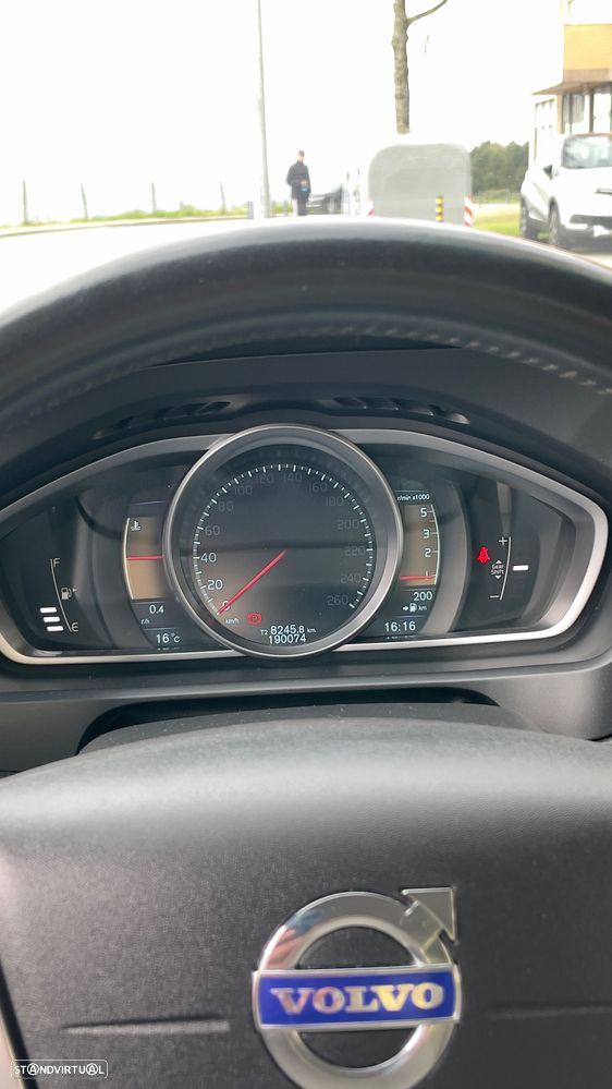 Volvo V40 D2 Kinetic - 7