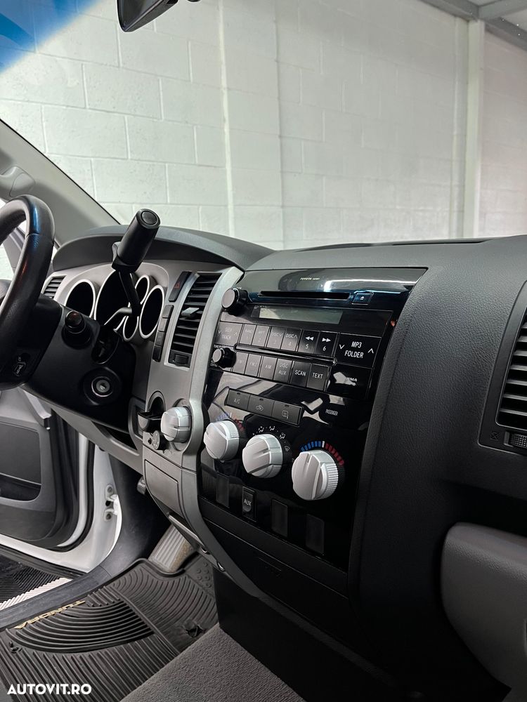 Toyota Tundra - 8