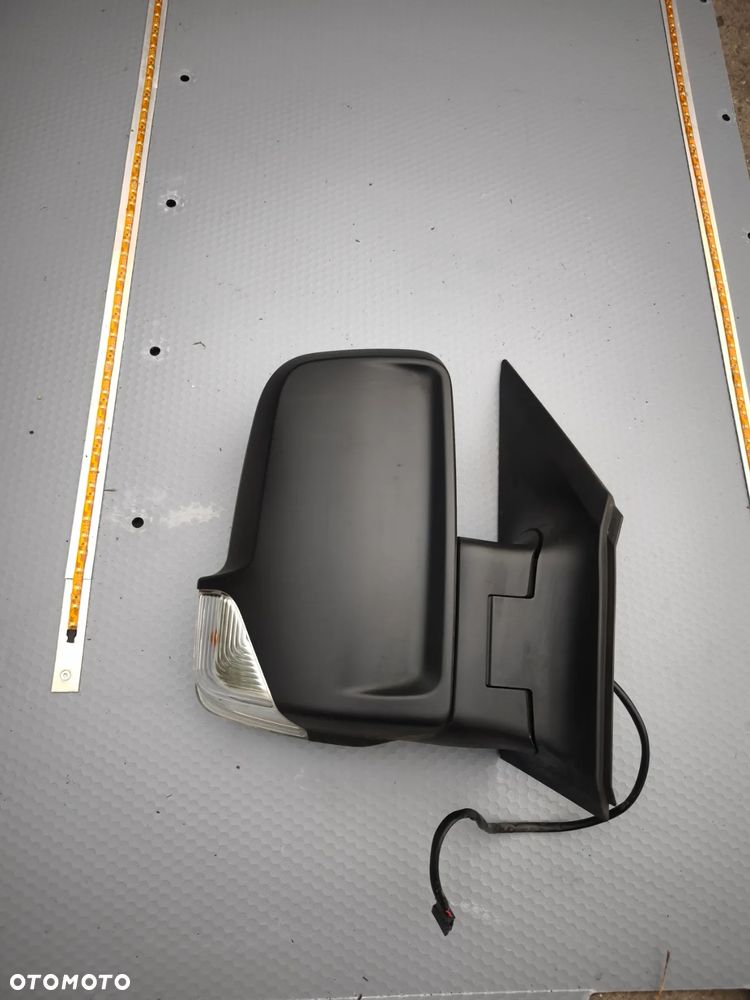 Lusterko prawe Mercedes-Benz Sprinter w906 Crafter I 06-18r 6 pinów nr30