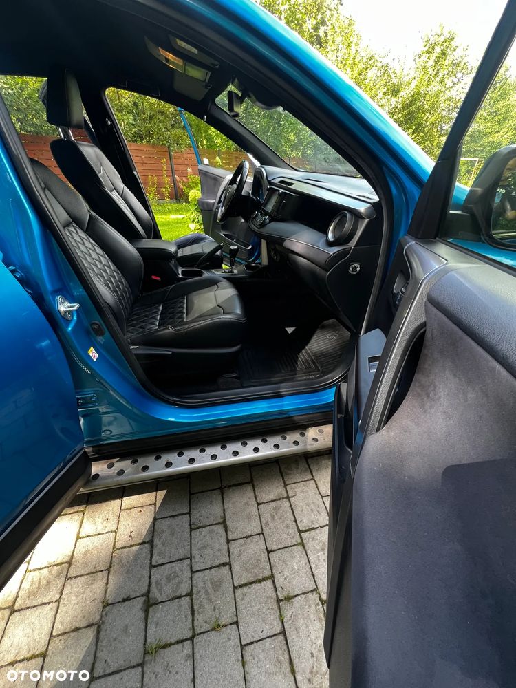 Toyota RAV4 Hybrid Prestige 4x4 - 7