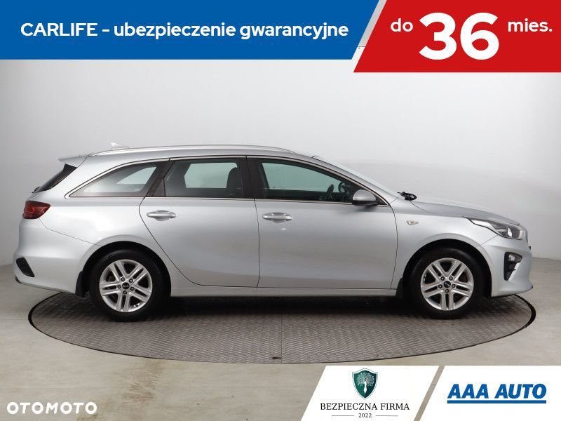 Kia Ceed - 8