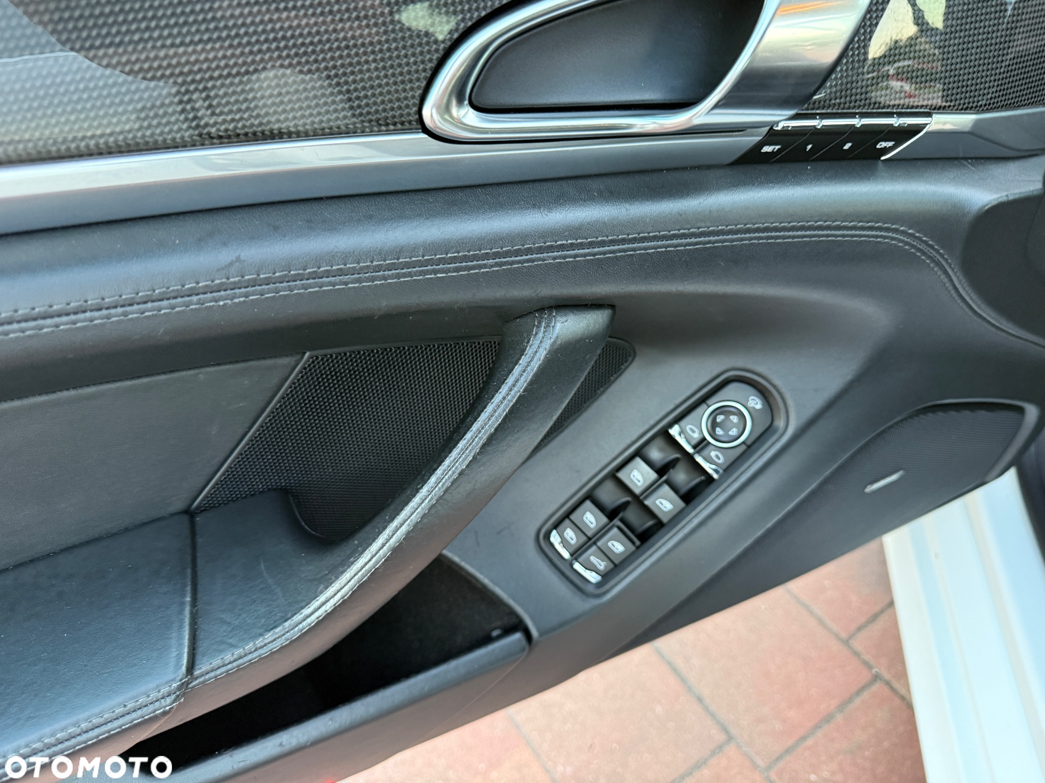 Porsche Panamera 4S - 10