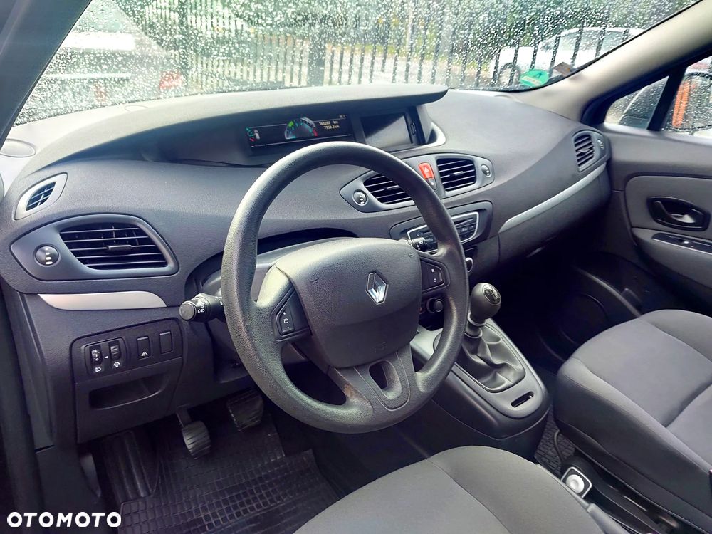 Renault Scenic 1.6 16V 110 LIMITED - 29
