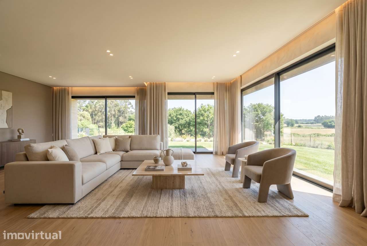 Apartamento, 189 m², Santa Maria da Feira, Travanca, Sanfins e Espargo - Grande imagem: 3/23