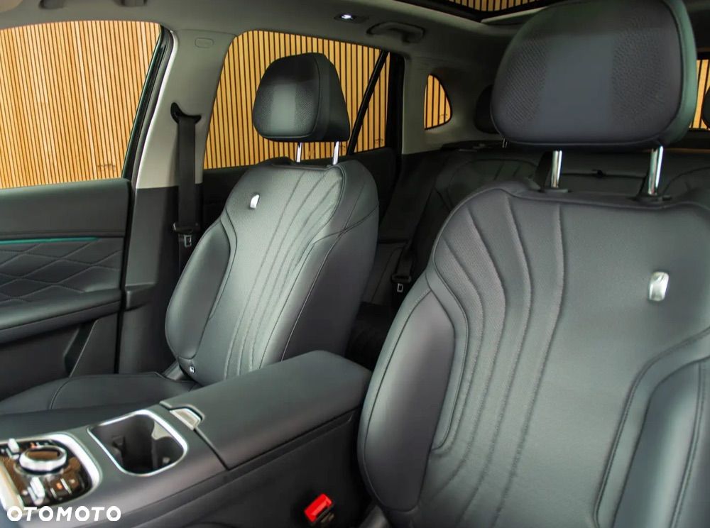Geely Starray EM-i 1.5 PHEV Max - 10