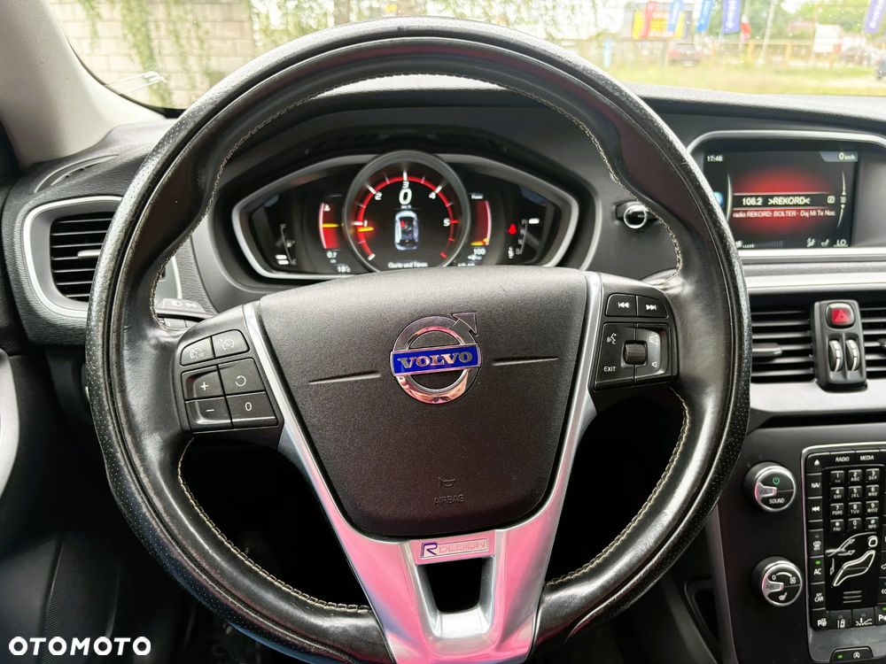 Volvo V40 D4 Drive-E R-Design Kinetic - 25