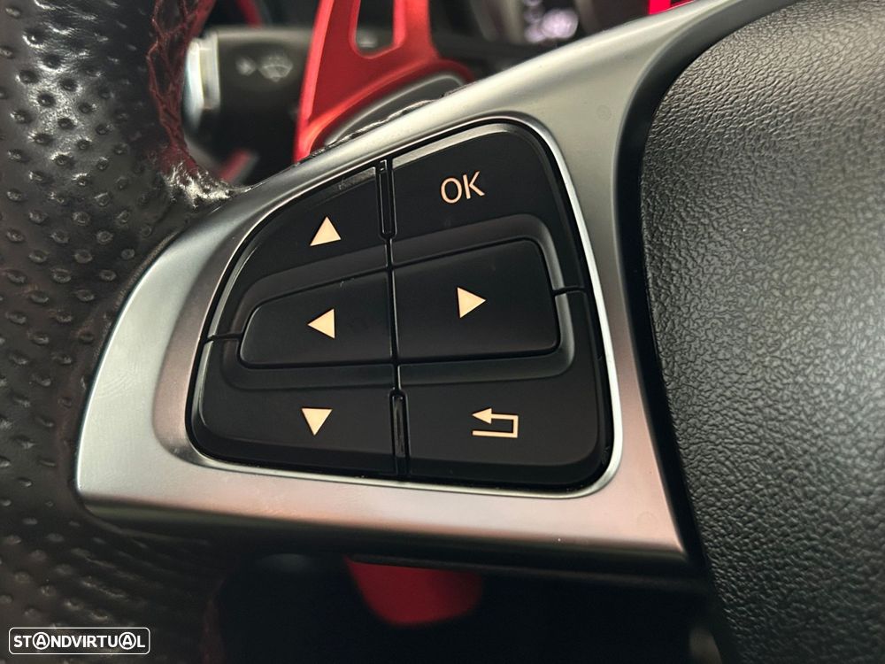 Mercedes-Benz A 45 AMG 4-Matic - 15