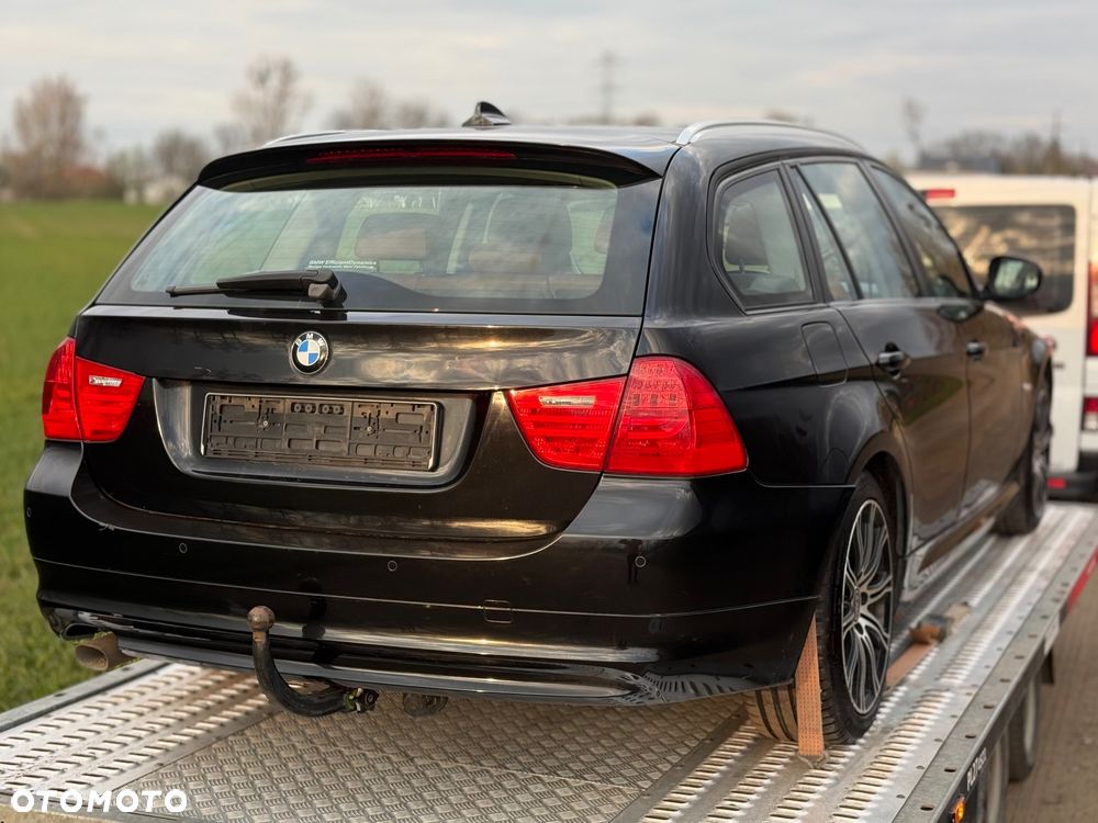 BMW Seria 3 318d DPF - 23
