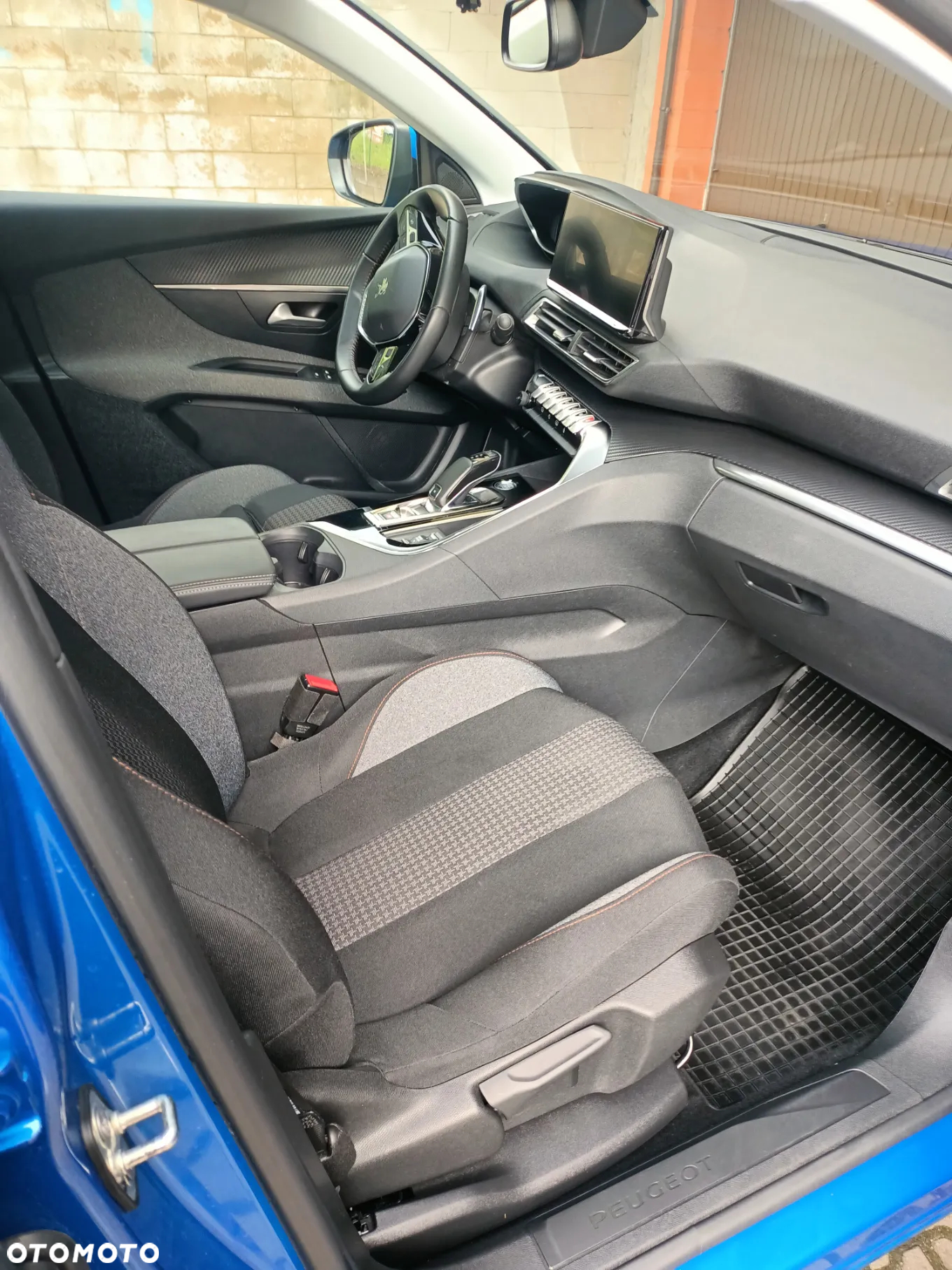 Peugeot 3008 1.2 PureTech Active Pack S&S EAT8 - 11