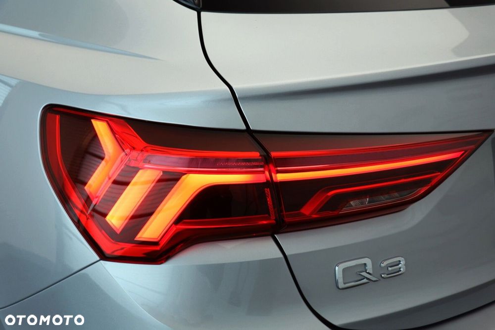 Audi Q3 Sportback - 4