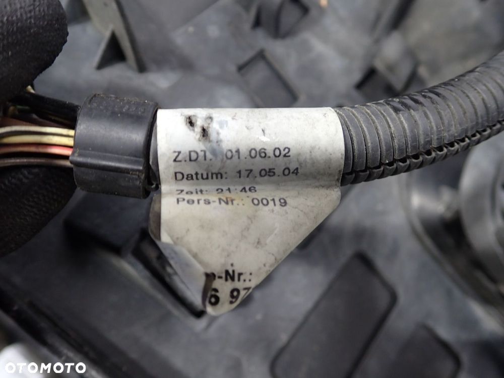 ZDERZAK PRZÓD VOLKSWAGEN TOUAREG 5.0 - 25