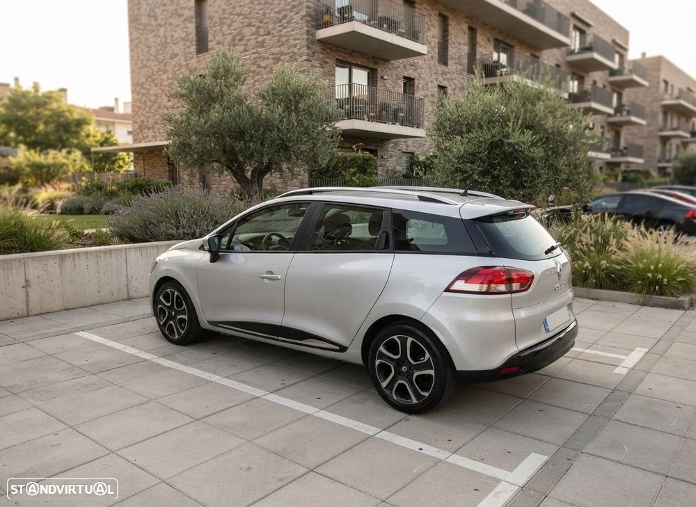 Renault Clio Sport Tourer - 3