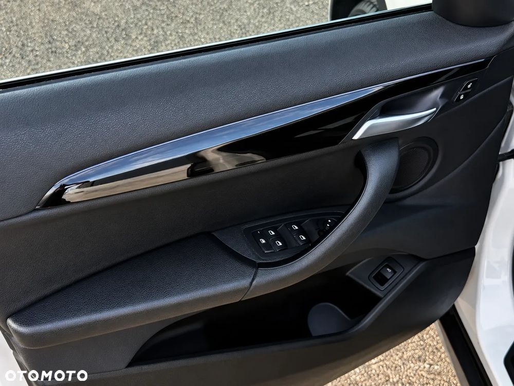 BMW X2 xDrive20i Advantage - 10