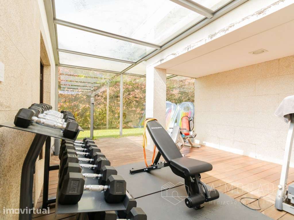 Moradia de luxo para venda em São Miguel de Souto, Santa Maria da F... - Grande imagem: 3/25