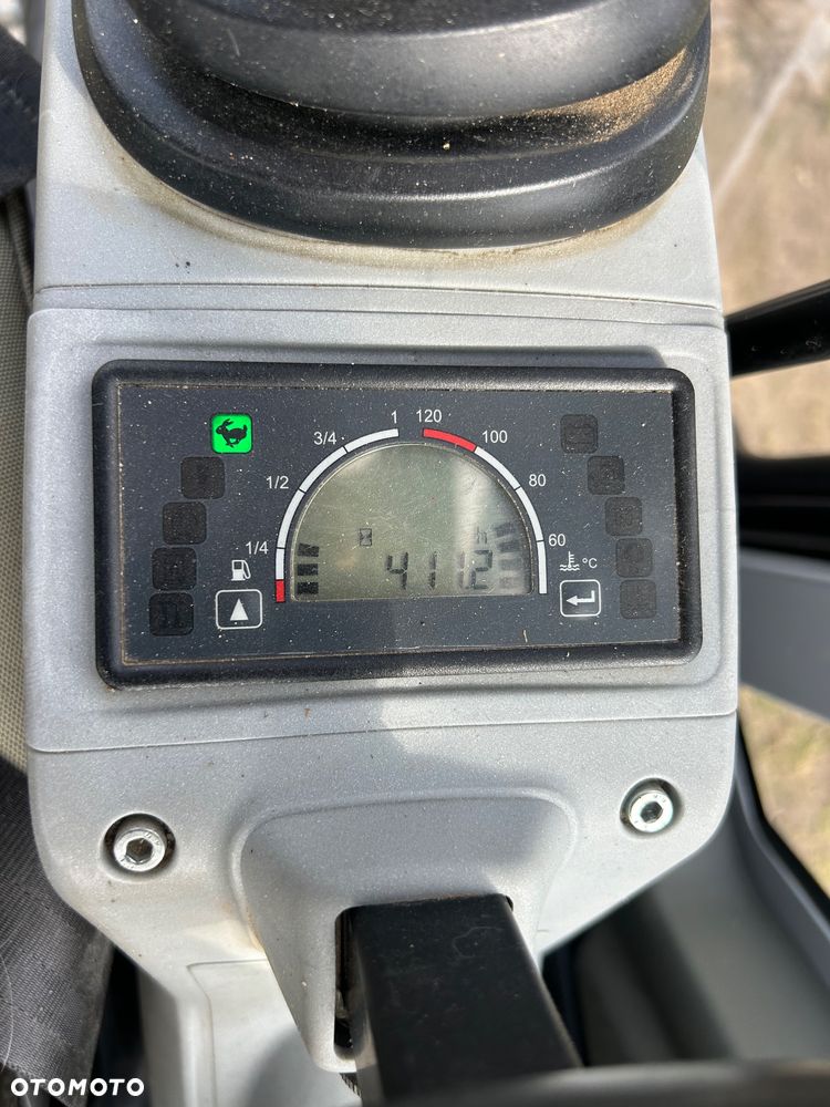 Wacker Neuson ET 24 — X 3 Łyżki —411.MTH —- - 12