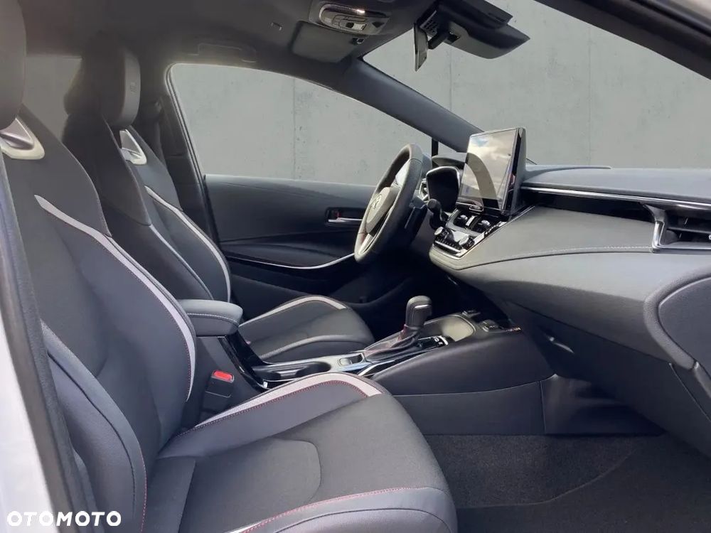 Toyota Corolla 2.0 Hybrid GR Sport - 9