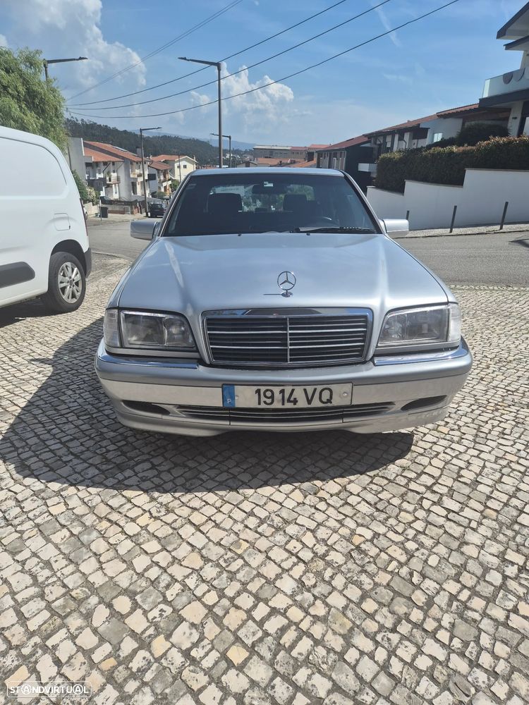 Mercedes-Benz C 220 D Elegance - 4