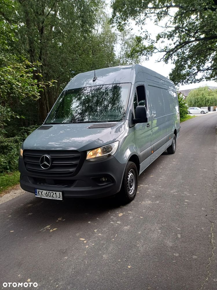 Mercedes-Benz SPRINTER - 2