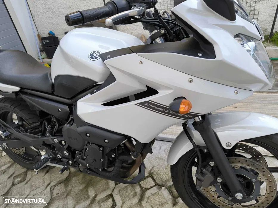 Yamaha Diversion XJ6 - 4