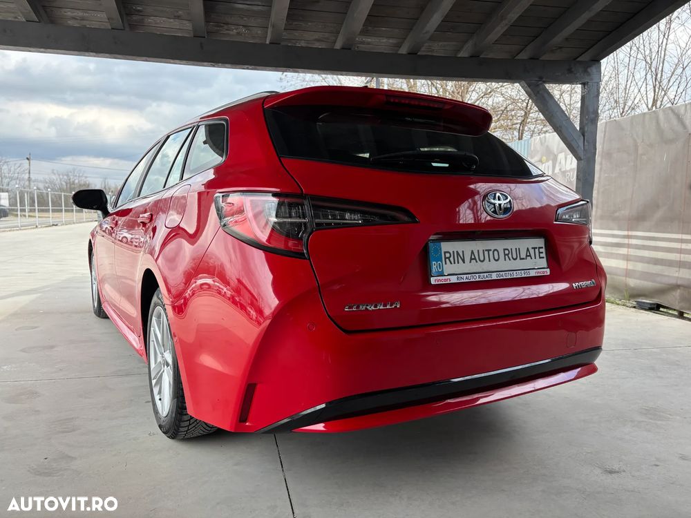 Toyota Corolla 1.8 HSD Business - 8