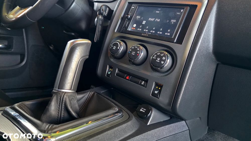 Dodge Challenger - 38