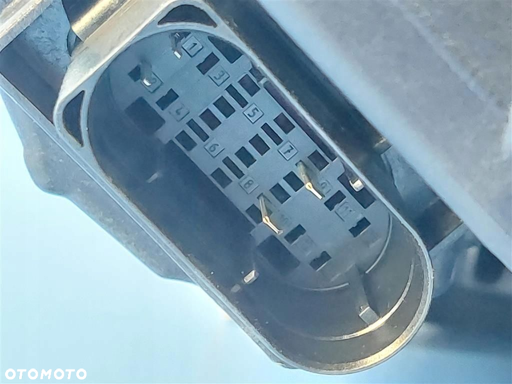 Reflektor lampa przód prawa Mercedes CLA W118 LIFT A1189061201 USA 23- - 11