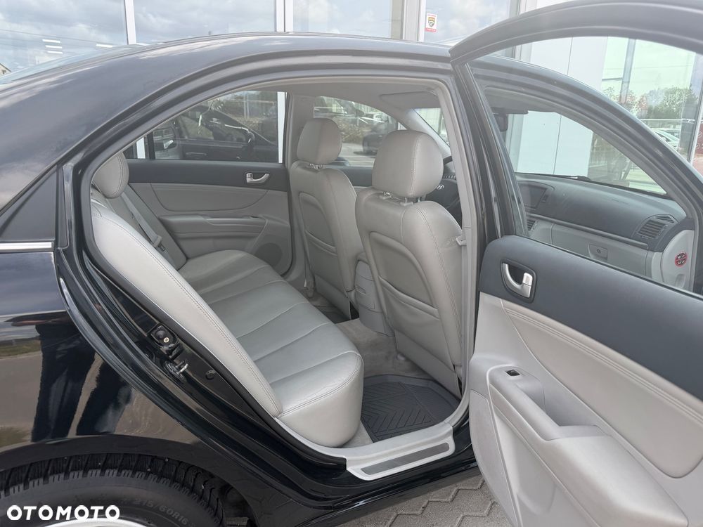 Hyundai Sonata 2.0 CRDi Style - 22