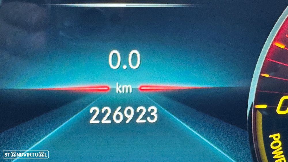 Mercedes-Benz GLE 350 e 4Matic 9G-TRONIC AMG Line - 46