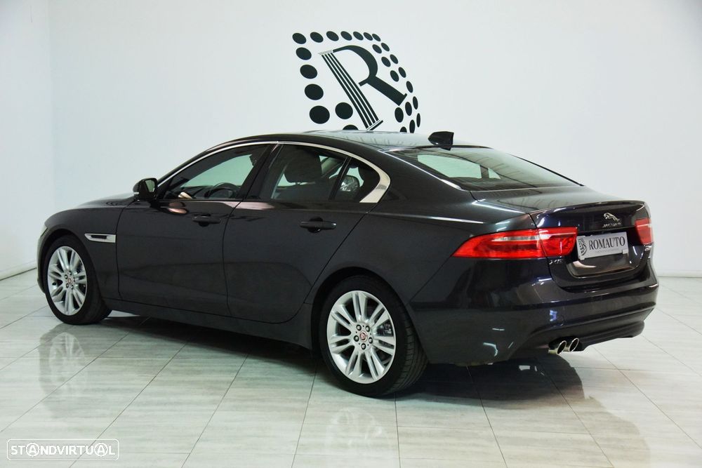 Jaguar XE 2.0 D Portfolio Aut. - 9