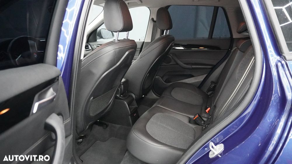 BMW X1 xDrive18d Standard - 4