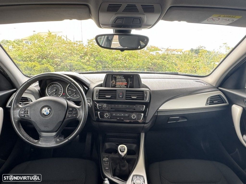 BMW 114 d Line Urban - 29