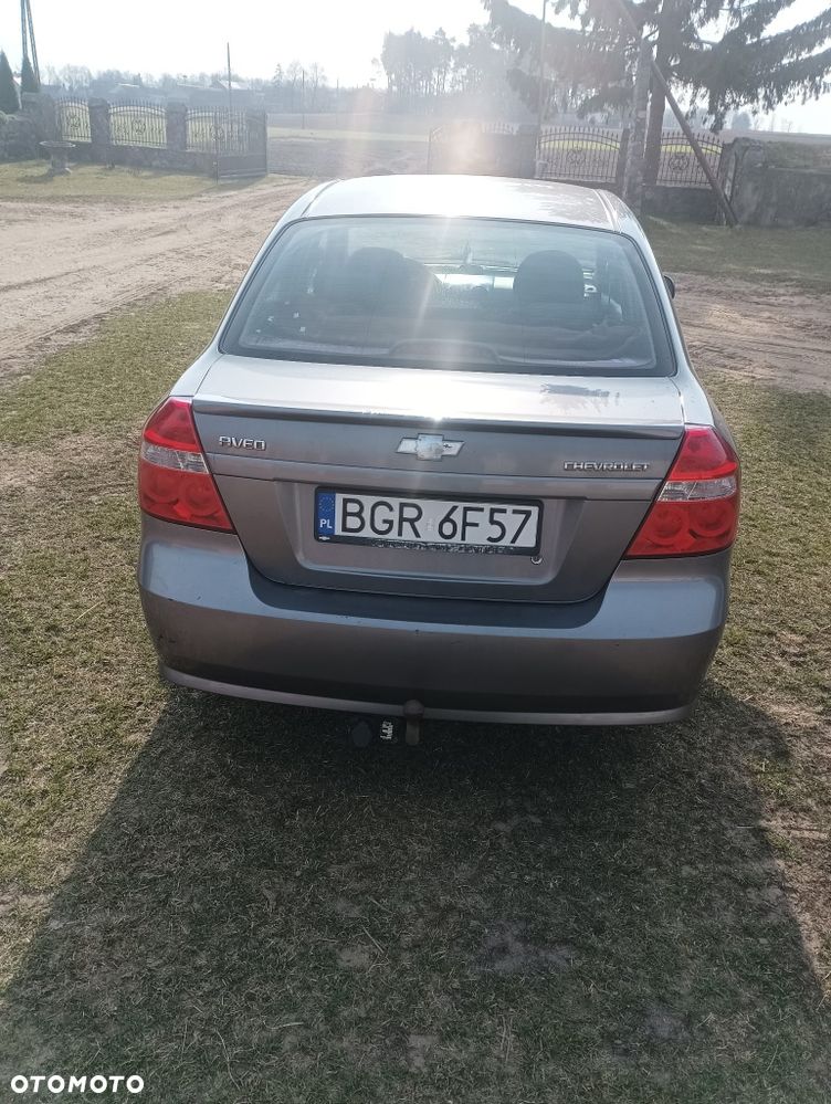 Chevrolet Aveo - 2