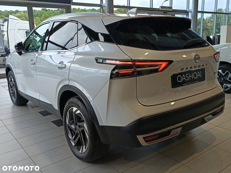 Nissan Qashqai - 4