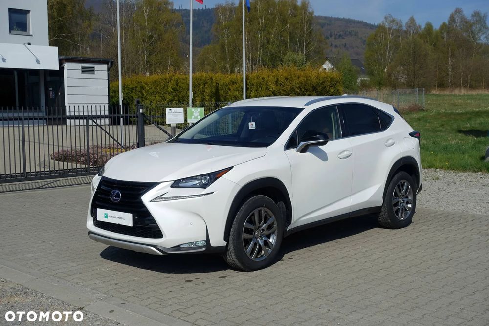 Lexus NX 300h Executive-Line - 1