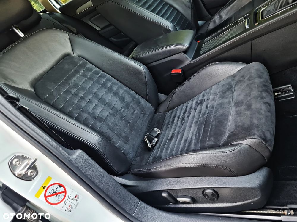 Volkswagen Passat 2.0 TDI Bi-Turbo BMT 4Mot Highline DSG - 29