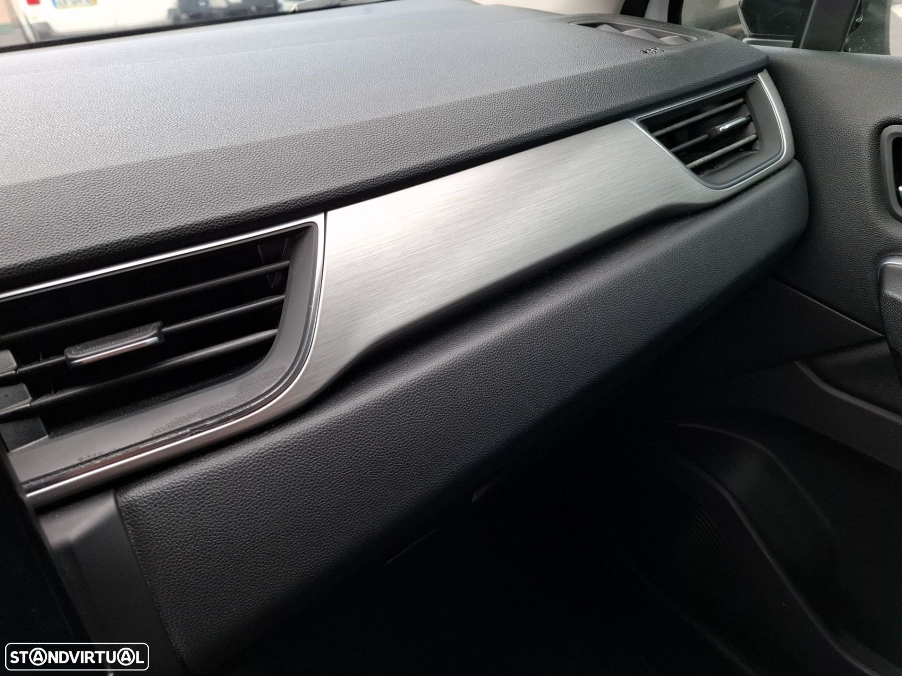 Renault Captur 1.6 E-Tech Plug-In Intens - 19
