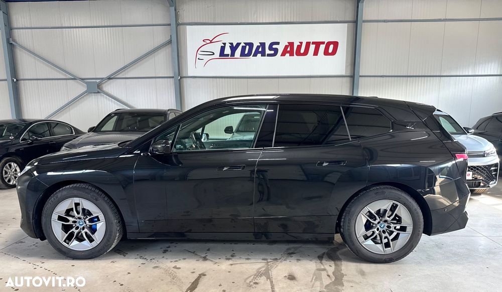 BMW iX - 2