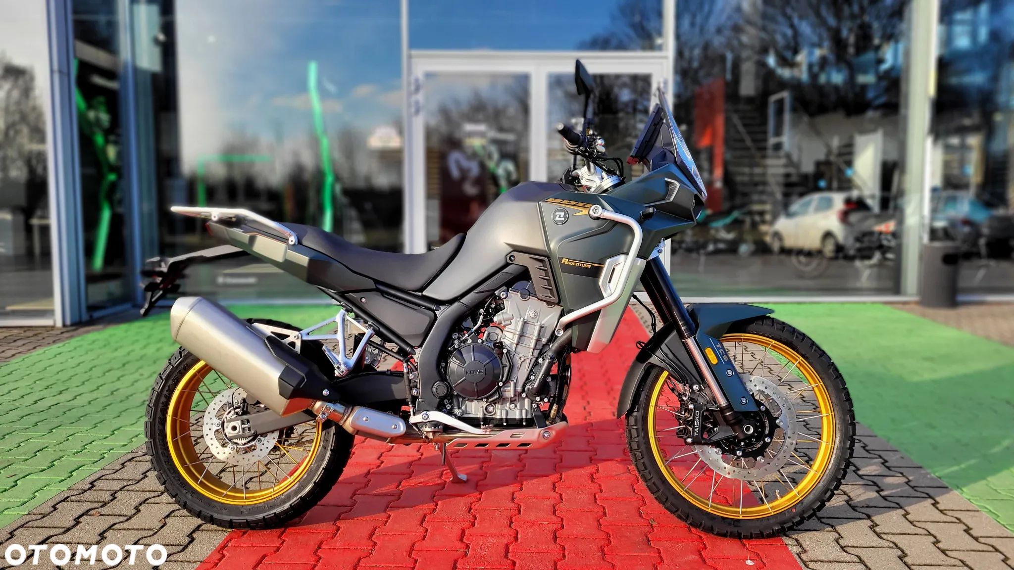 KOVE 800X Pro - 1