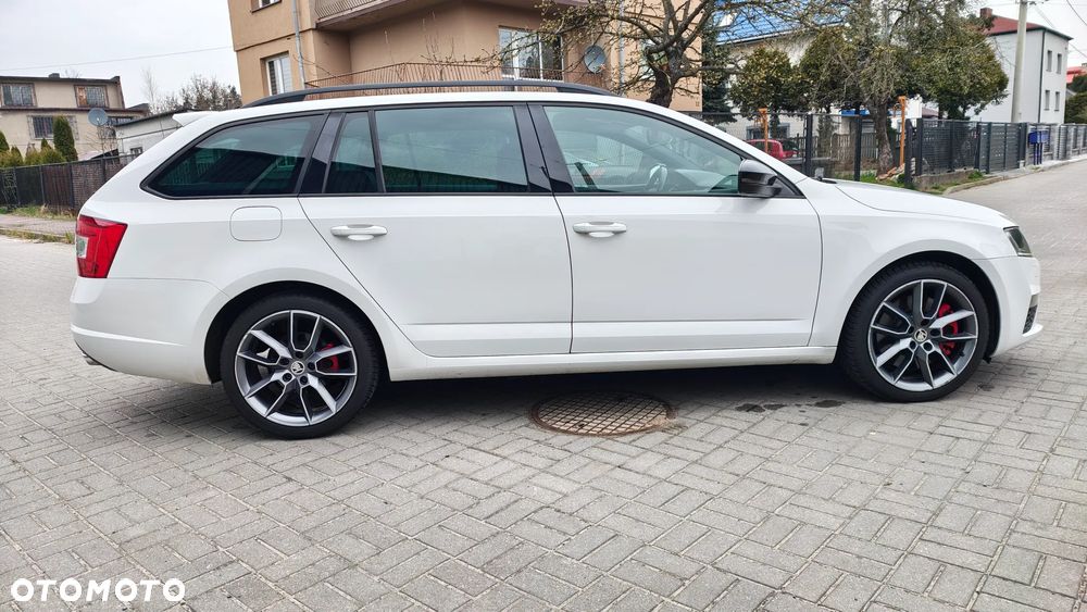 Skoda Octavia 2.0 TDI (Green tec) DSG RS - 15