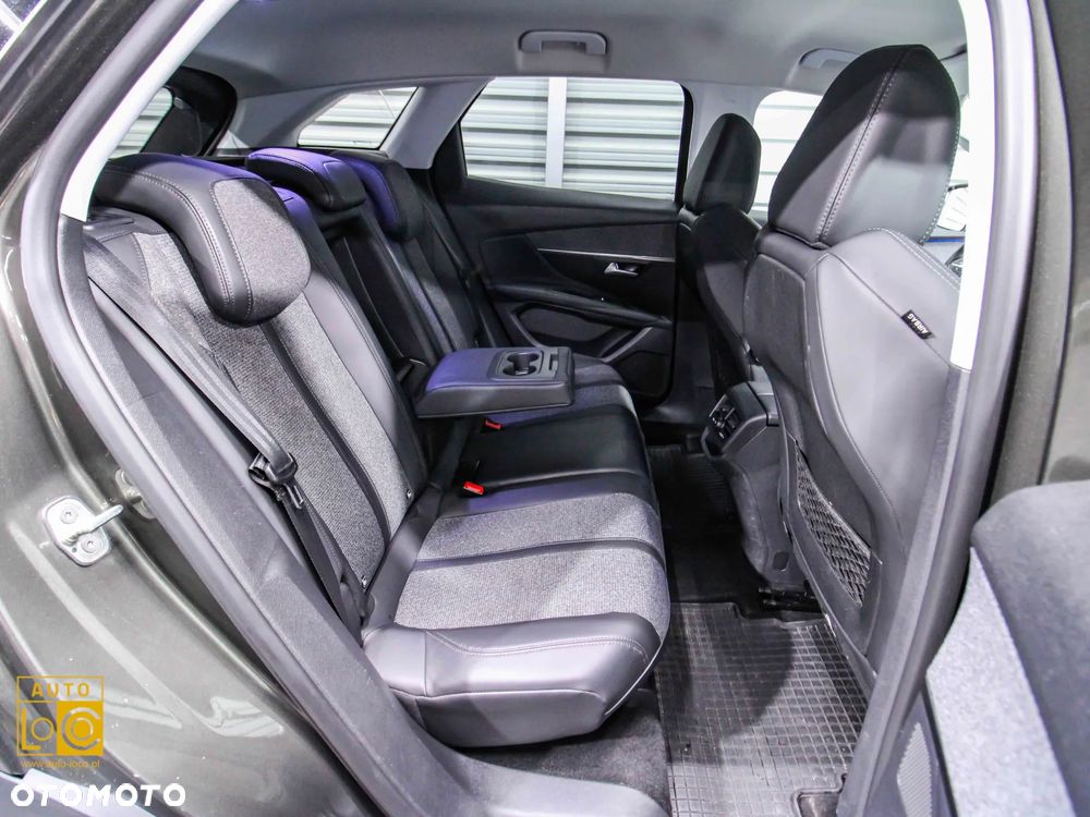 Peugeot 3008 1.6 BlueHDi Allure S&S EAT6 - 11