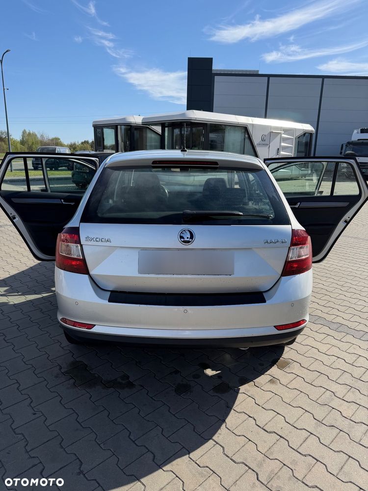 Skoda RAPID 1.0 TSI Clever - 10