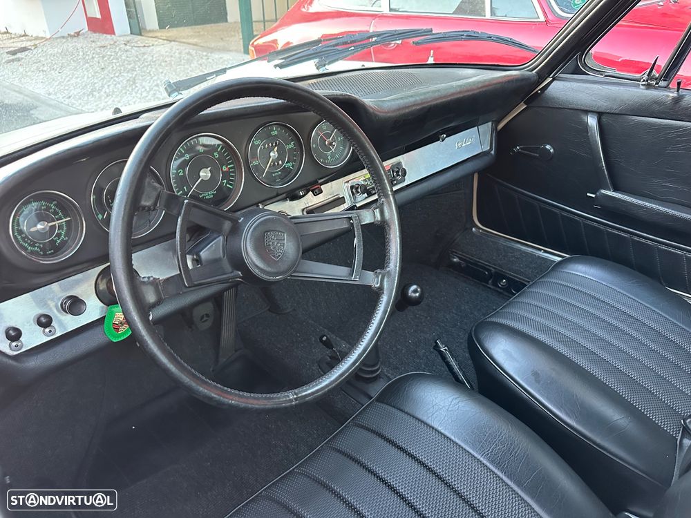 Porsche 912 - 12
