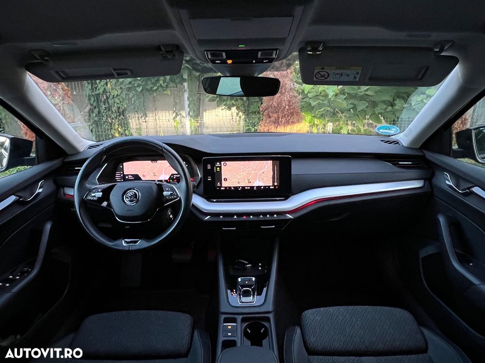 SKODA Octavia 2023 — imagine 5
