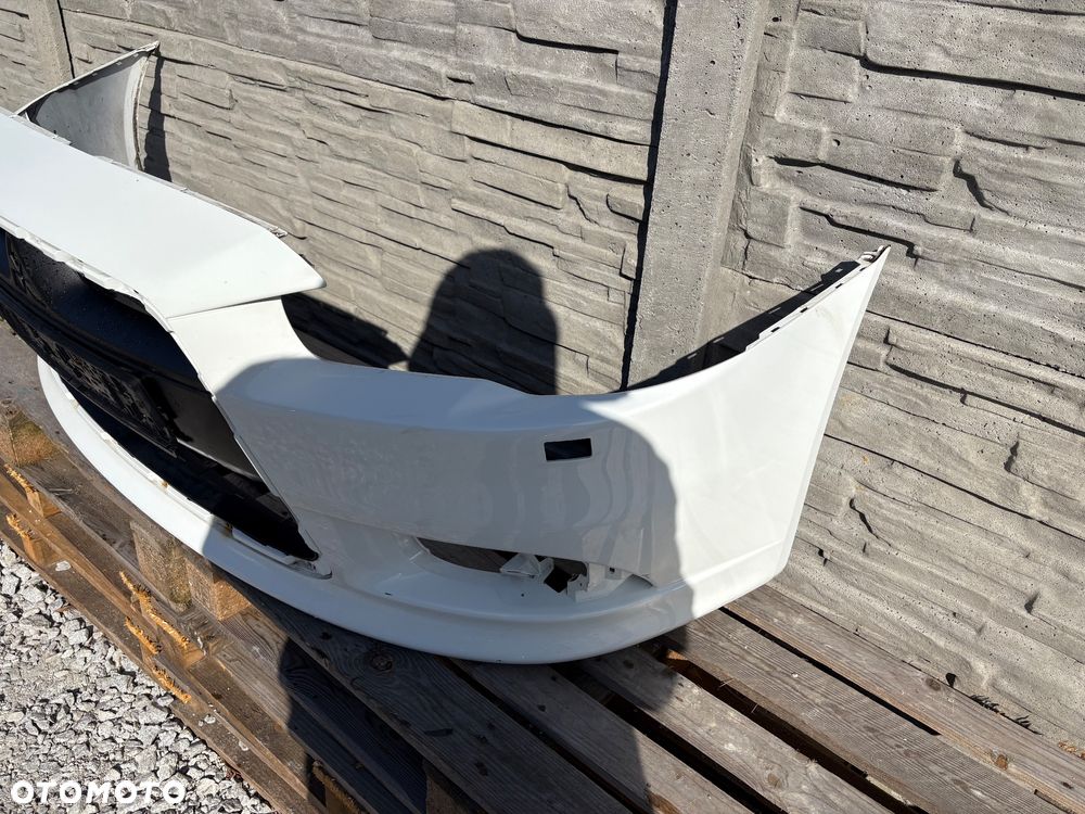 Mitsubishi Lancer zderzak przedni - 2